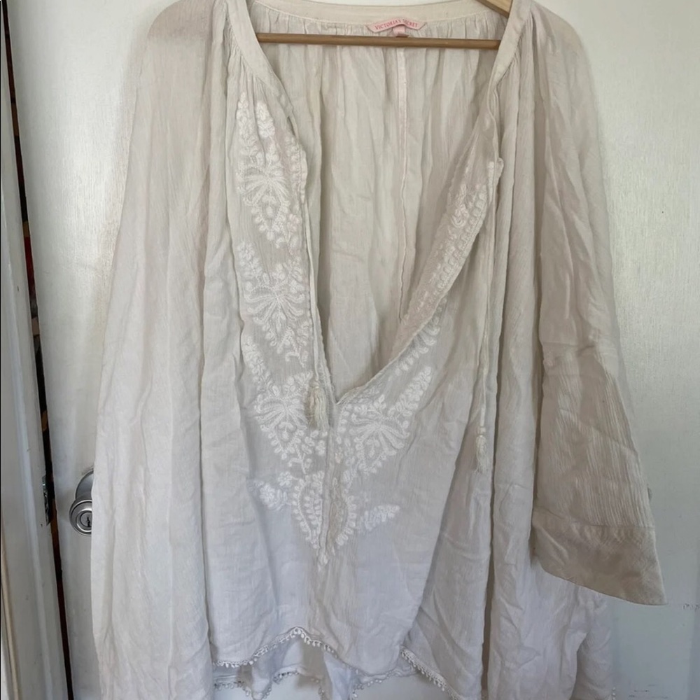 Victorias secret white cover up